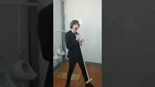 Мамааааа с шваброй