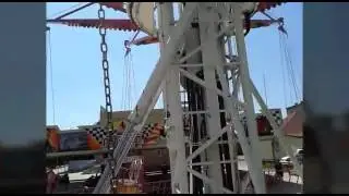 Катание на цепочке в высоту 25 метров 