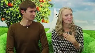 Елена Кузнецова и Николай Субботин объехали пол России на машине за 42 тысячи рублей.