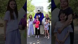 Мама из Кореи подготовила сюрприз для любимой дочери.