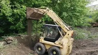 Фронтальный погрузчик мксм 800