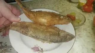 ЛАЙФХАК  как ЧИСТИТЬ РЫБУ  //  ЖАРЕНЫЙ  ЧЕБАК  с  ПЮРЕ    