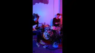 Hologram Microcosm: Tunnel C Guitar Groove