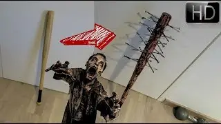 Costumize your badass weapon against zombie apocalypse