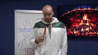 Почему Финико не пирамида