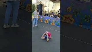 Уникальный танец девочки под песню "Гуси" Алексея Петрухина 08.06.24 #алексейпетрухин#музыка #short