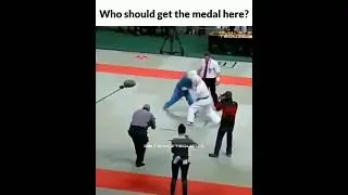 Who should get the medal here?