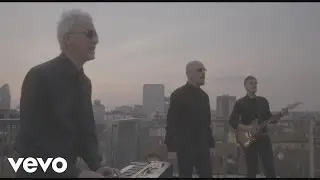 Decibel - Gli anni del silenzio (Official Video)