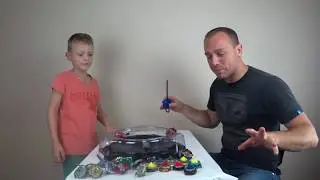ПОКАЗАЛ БАТЕ как нужно играть в бейблейд