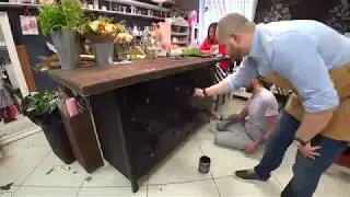 Красим комод грифельной краской