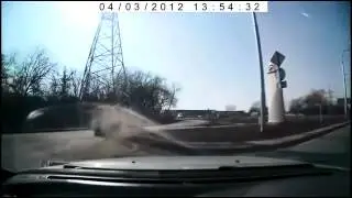 Микроавтобус полный кирпичей