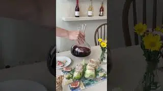 Elevate your wine game: GoodGlassware Personal Wine Decanter takes center stage