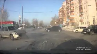 Crazy Car Crashes - December Edition