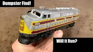 Disgusting & Seized 1950s HO Locomotive - Will it Run Again?