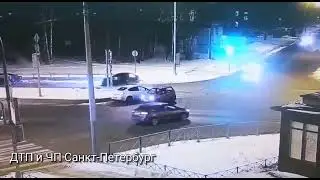 ДТП на перекрестке в Приморском районе Санкт Петербурга