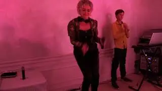 Обожаю танцевать)))
