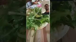 Come cucinare e servire la pizza🍕 con rucola formaggio pomodoro 🍅gastronomia casareccia @SanTenChan​