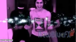 Nath&Zayn ~ getting freaky