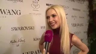 Эрика Герцег и другие звезды в свадебных платьях Vera Wang