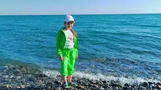 Видеоспиннер Платформа @Andodance @MilashaUmka  Танцы на берегу моря #миланахаметова #music
