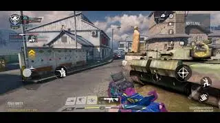 me being a noob for 5 minutes and 15 seconds in cod mobile