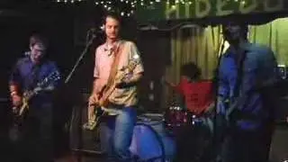 GloNo Video: Grand Champeen live in Chicago (part 1)