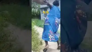 woman in shoes 🤣