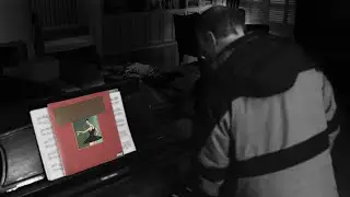 Saul plays Runaway on piano (emotional)