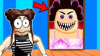 ÇİRKİN DADI BENİ KOVALADI!!😱Roblox The Sleepover