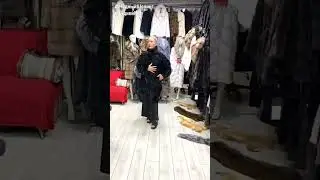 #shorts ШУБЫ 40-70 РАЗМЕРОВ 💥 ПРАКТИЧНАЯ МОДЕЛЬ С ПОЯСОМ 💥 КАРАКУЛЬЧА С НОРКОЙ