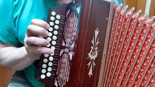 как быстро научиться играть на гармони 9 урок 3 аккорда 300 песен урок от мастера разбор песни