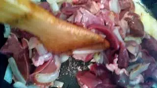 Блюда из кролика.( приготовление печени)