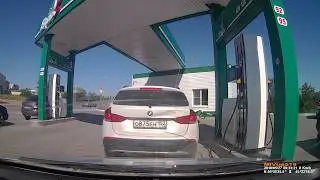 Невнимательный водитель оторвал пистолет! Камышин, заправка на 5 мкр