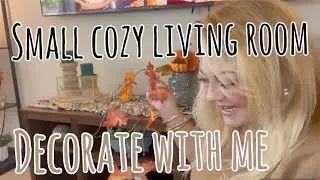 Small Cozy living Room Fall 2024 Decorate with Me