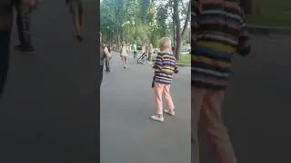 Харьков, танцы в саду шевченко; Нина и Богдан зажигают.