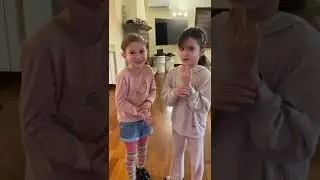 Giorgia and daughter Chiara play pranks on Salvo while he's playing in the YouTubers' villa! 