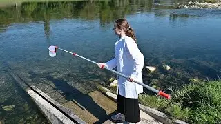 Telescopic rod with angular beaker - Sampler for basins, tanks and open waters