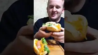 СОЧНЫЙ МОЩНЫЙ ХОТ ДОГ #mukbang #хотдог #блогер #asmr #рекомендации #асмр #роллы #еда #мукбанг