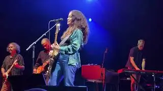 Alanis Morisette July 13 2024-  Toronto -Hands Clean live