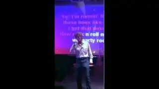 Singin' & Pingin' 2 -- Ft Rapper John vs DJ Purple