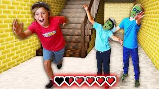 Minecraft Zombie Game with Health Bars!