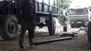 Hàn xả hai đầu mép ngoài của thanh sắt