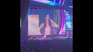 IVE performing unreleased song ‘Supernova Love’ featuring David Guetta at their Tokyo Dome concert