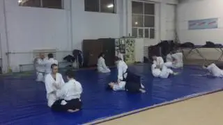 Kenshin dojo - Practica - Suwari waza ryote dori kokyu ho