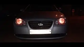 Replacing the parking light bulbs on a 4th generation Hyundai Elantra