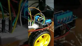 Ultrasonic Arduino Robot Car - Hands Free Movement With A Distance Sensor Device 