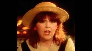 Moonlight Shadow (Maggie Reilly)