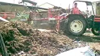 Loading manure by  AGRIxBOY .....