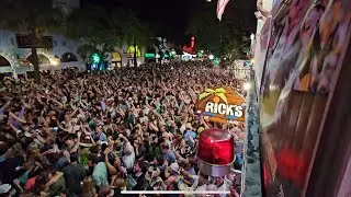 Conch drop_ 2025 #keywest !! #ricks #sloppyjoes #conchdrop #duvalst #trump2025 #thatssokeywest #vibe