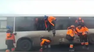 Мурманскиде автобус ëниб кетди, Оллохга шукр хамма саг омон